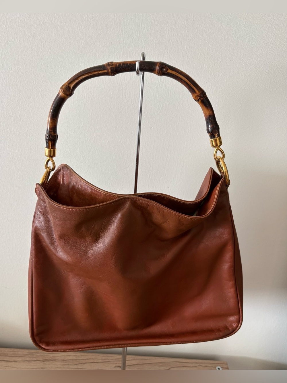 Gucci Brown Leather Shoulder Bag with Bamboo Handle and Gold Hardware
